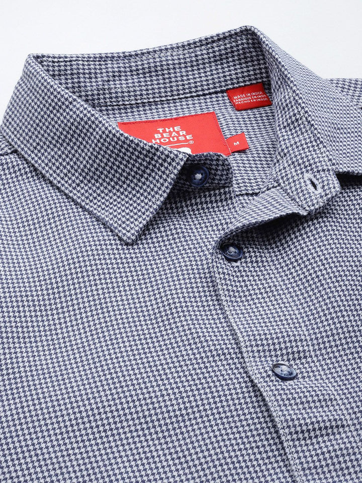 THE BEAR HOUSE Men Slim Fit Houndstooth Checked Pure Cotton Casual Shirt