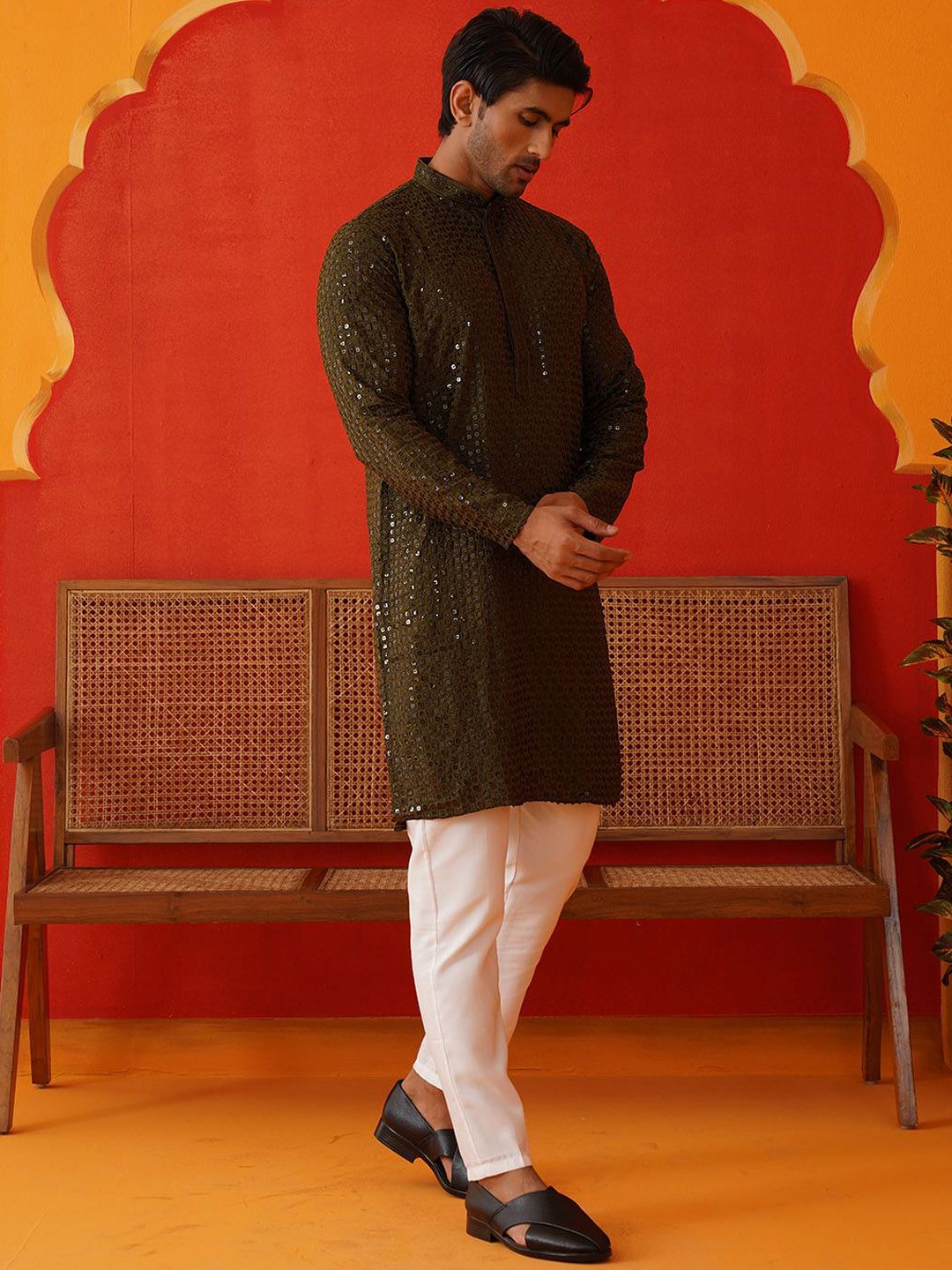 Jompers Men Embroidered Regular Sequinned Kurta with Pyjamas