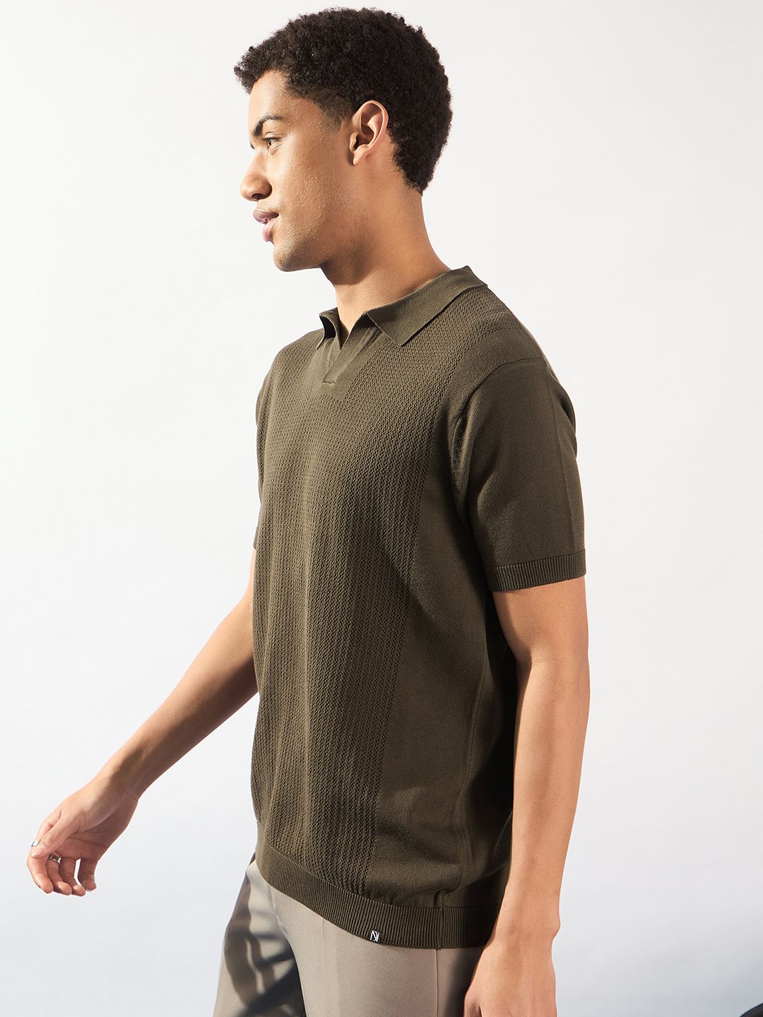 DENNISON Men Textured Polo Collar T-Shirt