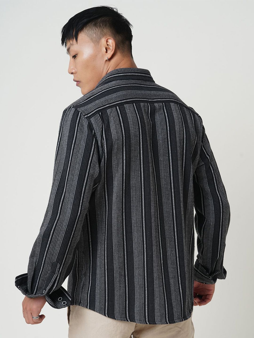 VASTRADO Men Classic Spread Collar Vertical Striped Cotton Slim Fit Casual Shirt