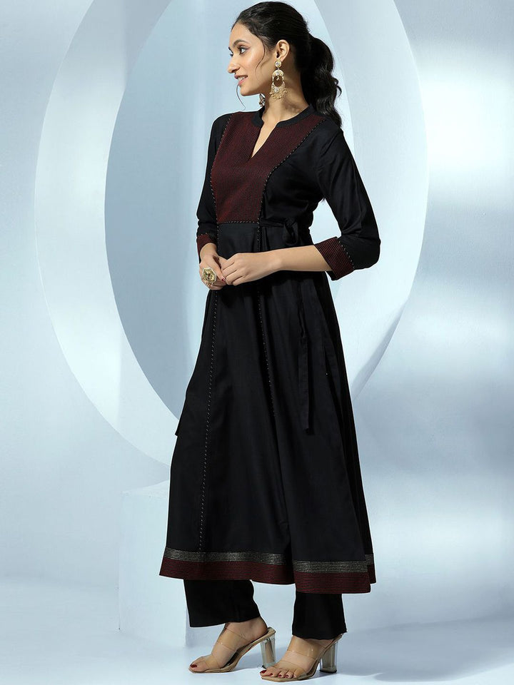 Libas Women Embroidered Thread Work Pure Cotton Kurta with Trousers & With Dupatta
