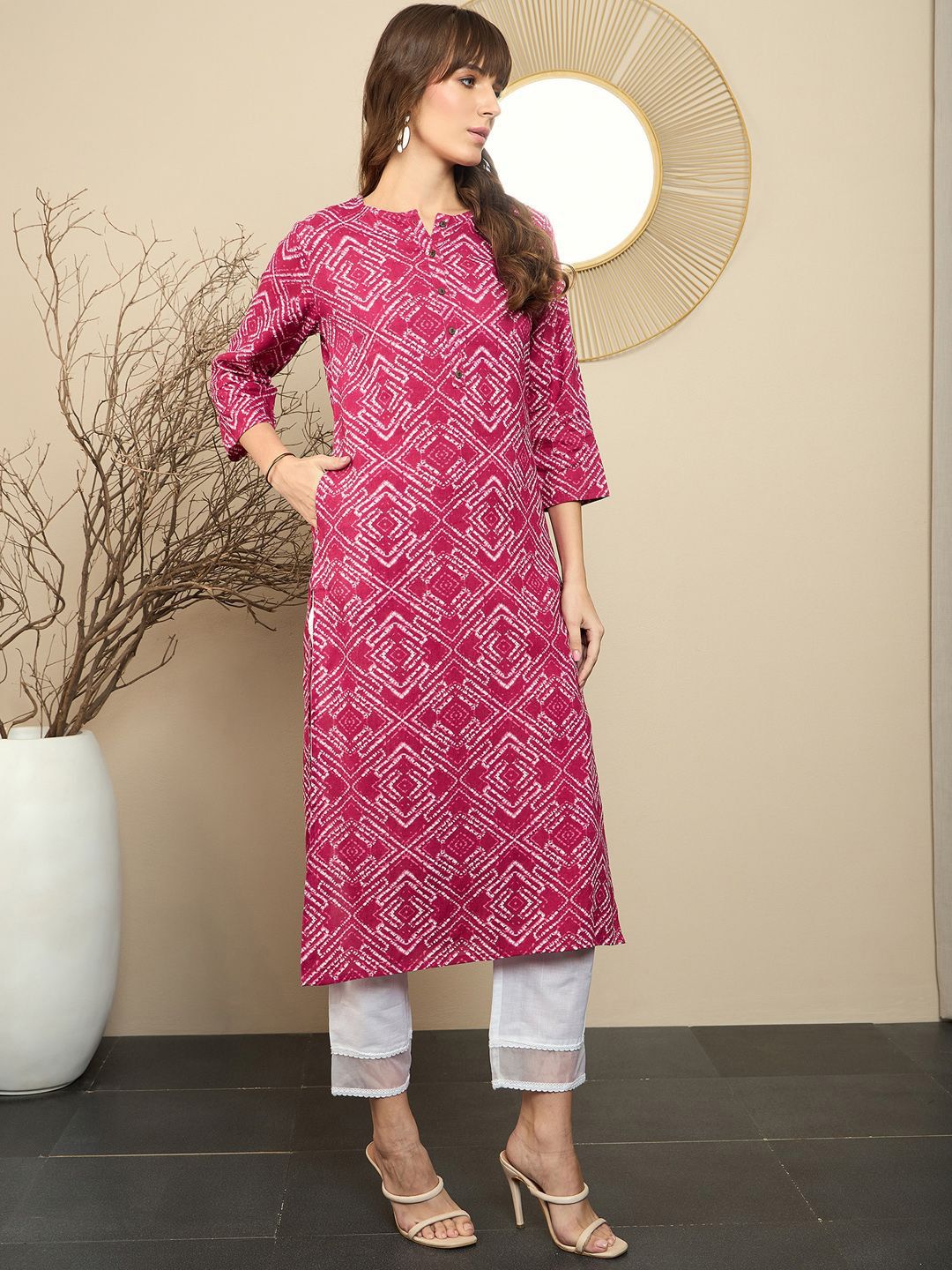 Indo Era Pink Geometric Printed Notch Neck Straight Kurta