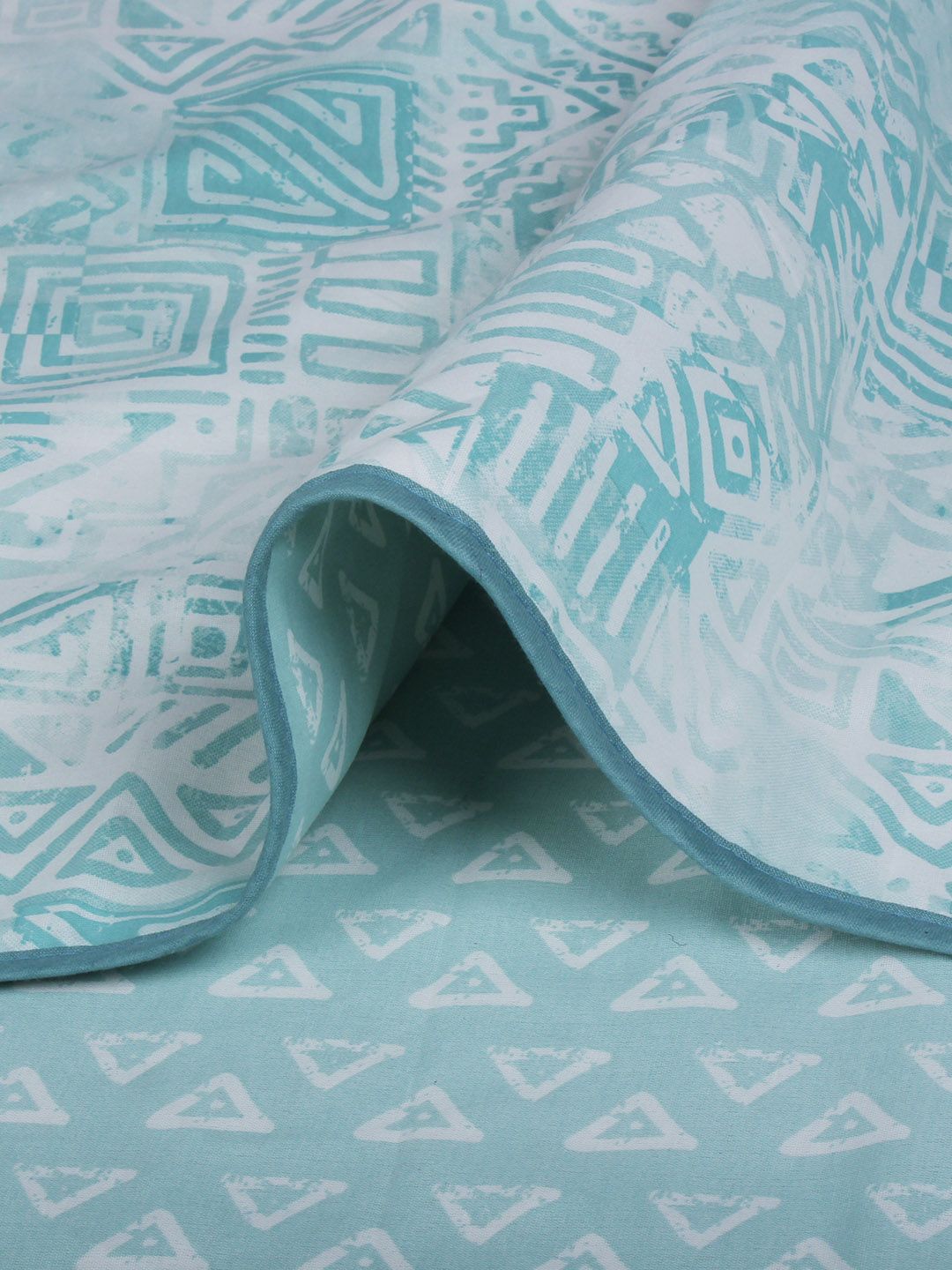Story@home White & Blue Printed AC Room 150 GSM Reversible Cotton Single Bed Dohar