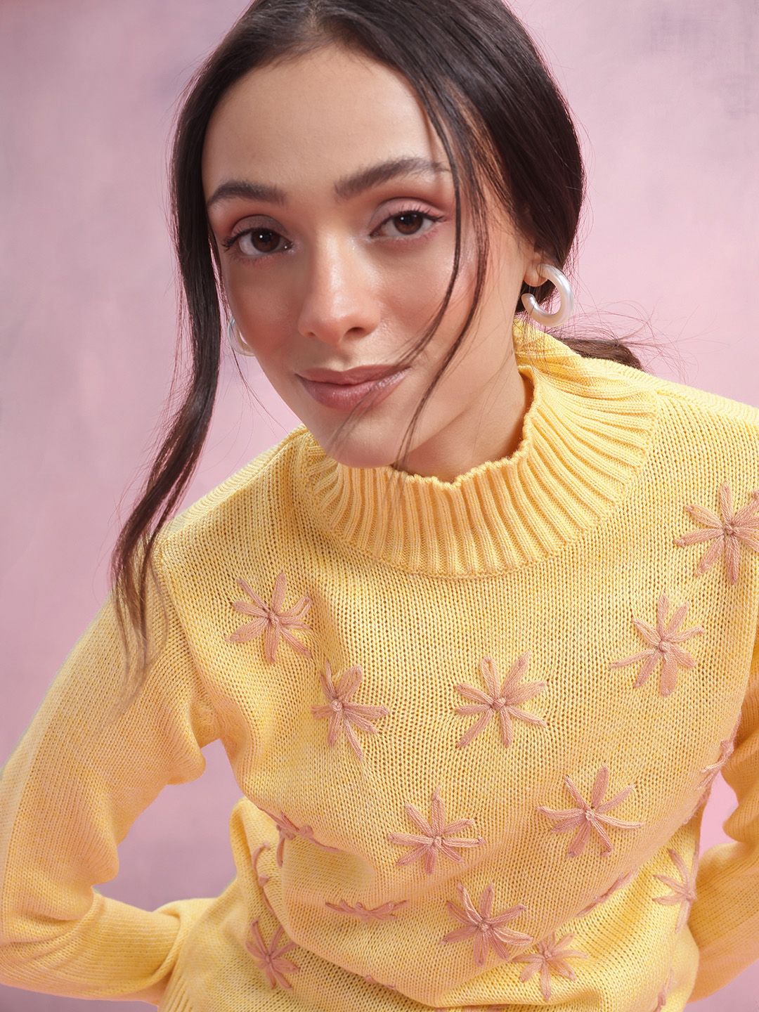 DressBerry Floral High Neck Pullover