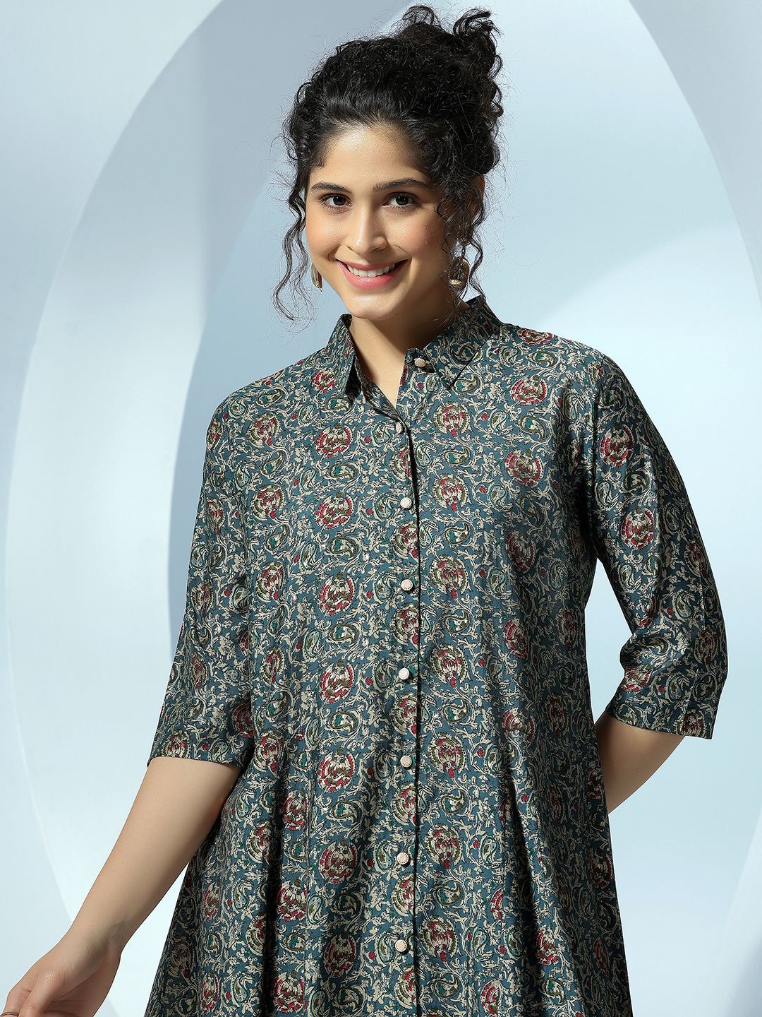 Libas Floral Printed Pleated Shirt With Trousers Co-Ords