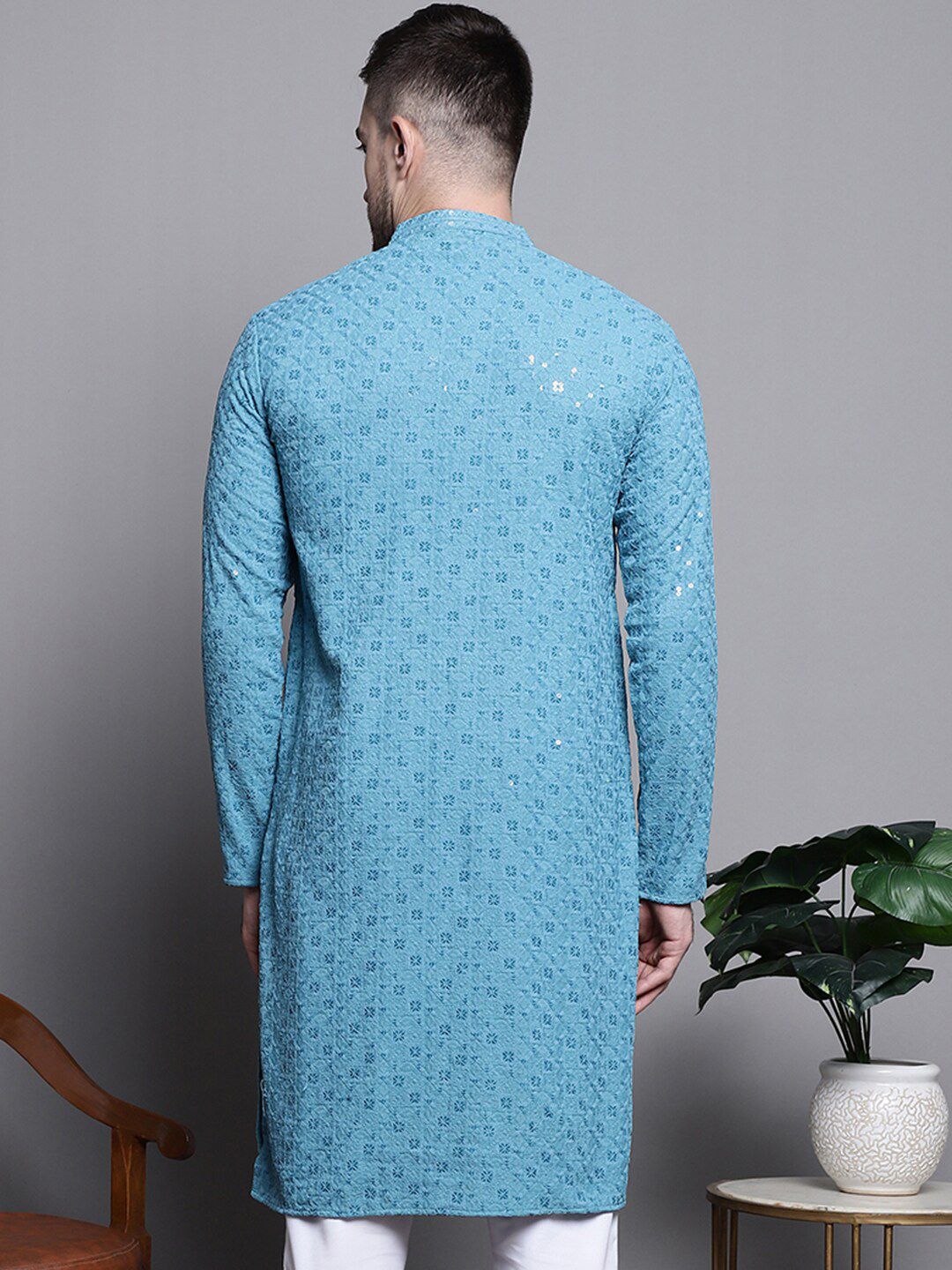 Jompers Geometric Embroidered Thread Work Sequinned Pure Cotton Kurta
