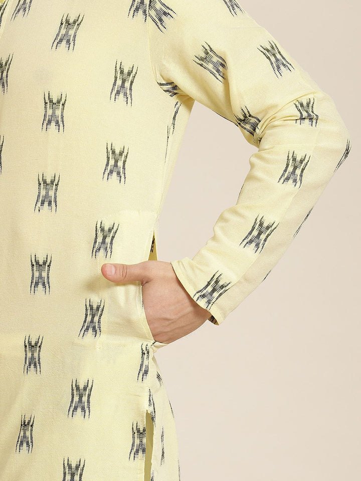 SOJANYA Lelaki Kuning & Hitam Pure Cotton Self Design Kurta