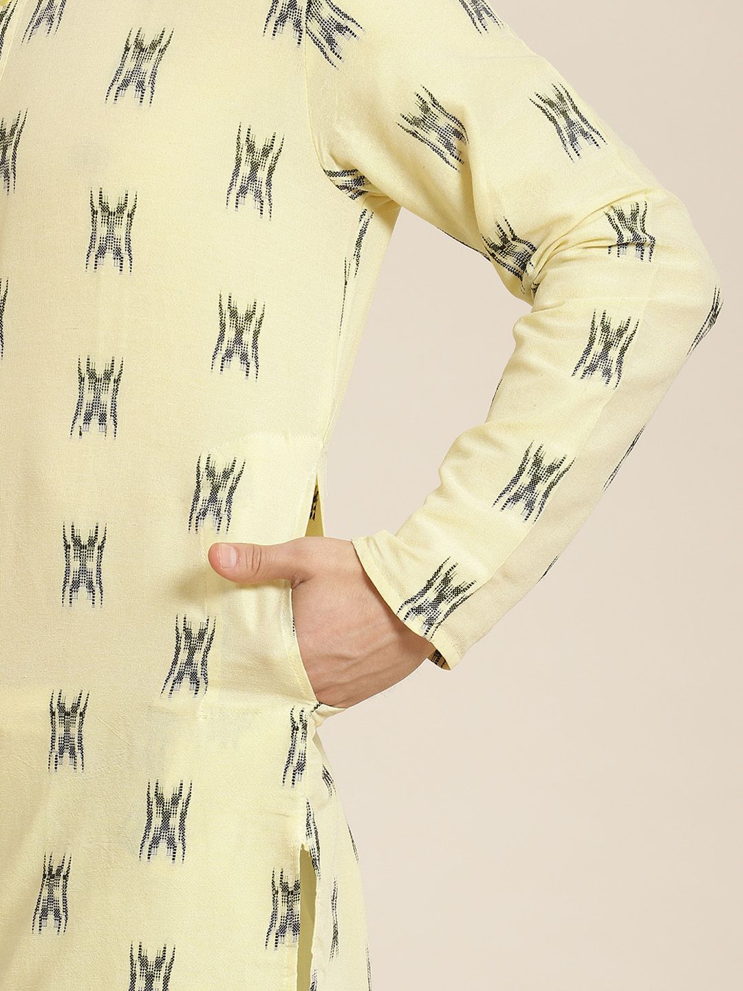 SOJANYA Lelaki Kuning & Hitam Pure Cotton Self Design Kurta