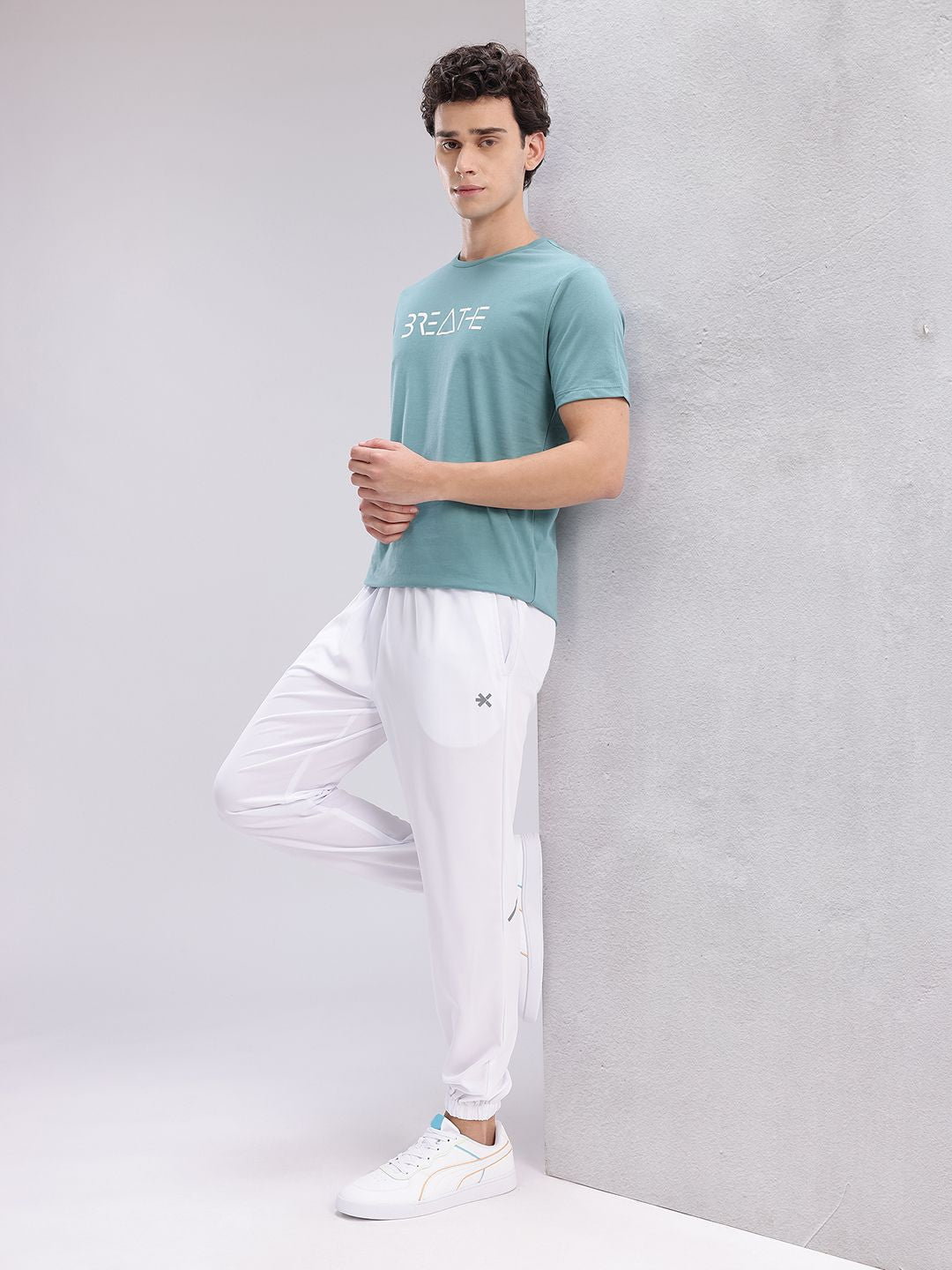 HRX by Hrithik Roshan Men Mid-Rise Regular Fit Rapid-Dry Running Joggers