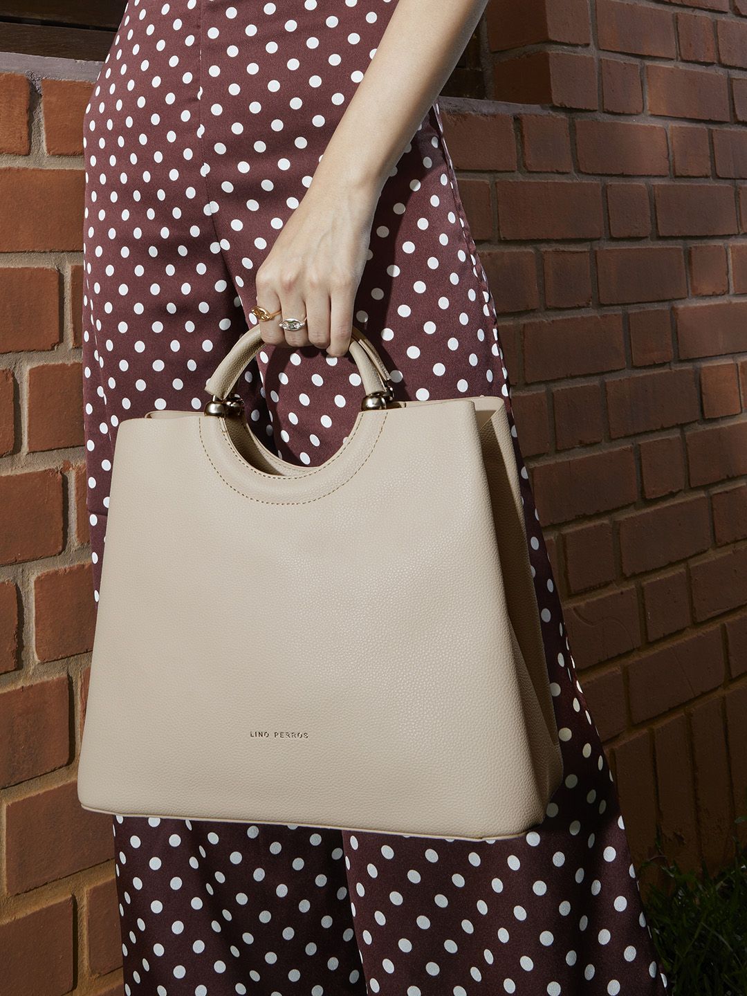 Lino Perros Beige Solid Handheld Bag
