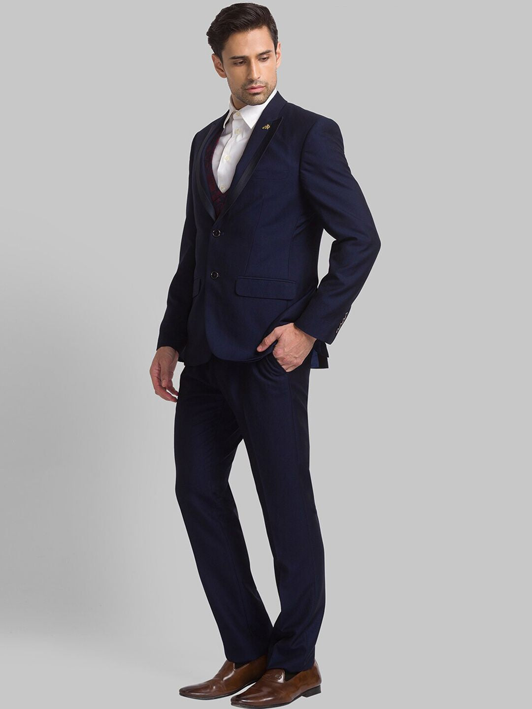 Raymond Men Single-Breasted Three-Piece Formal Suit