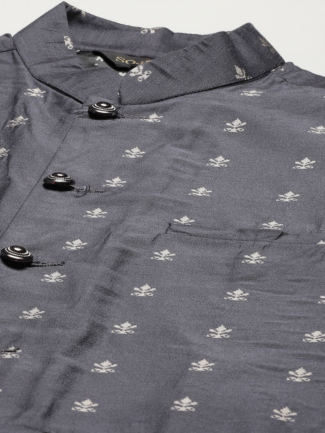 SOJANYA Lelaki Navy Blue Ethnic Chikankari Pure Cotton Kurta with Churidar & Nehru Jacket