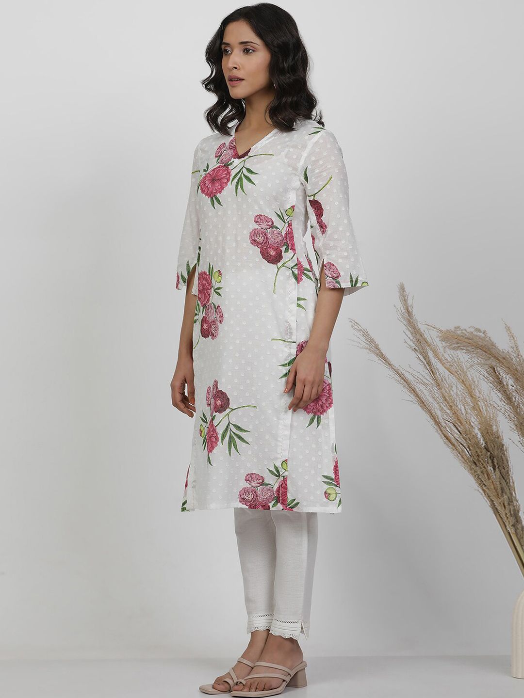 W White Floral Printed Pure Cotton Straight Kurta