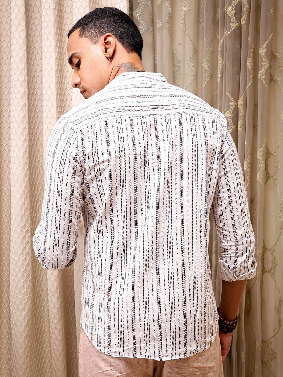 The Indian Garage Co Men Slim Fit Indie Printed Resortwear Shirt