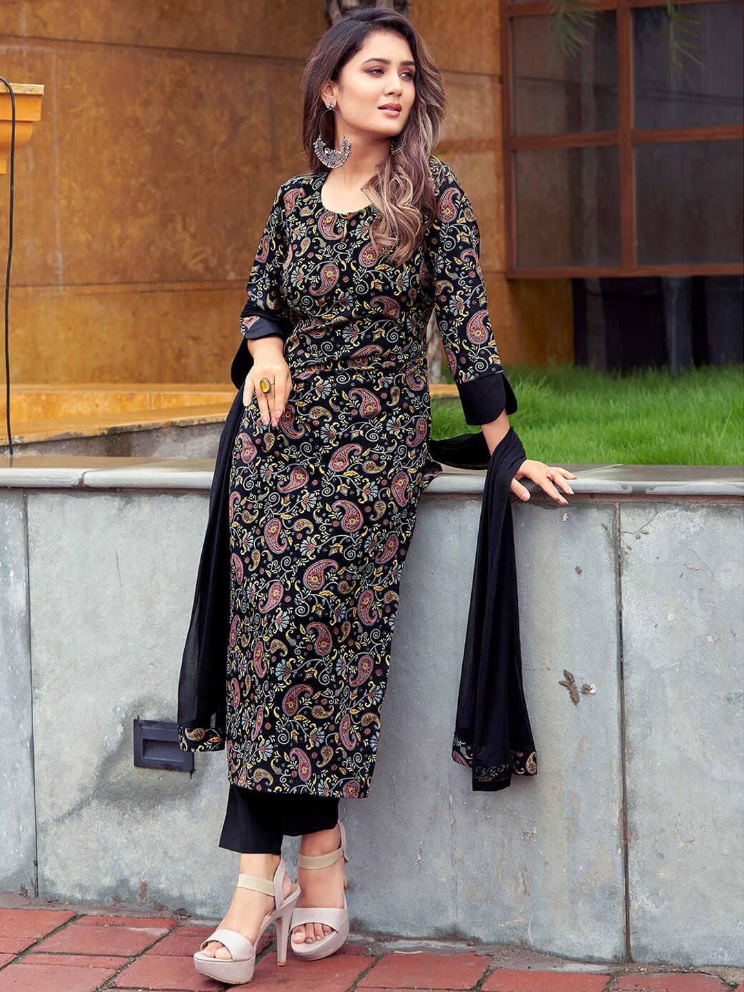 KALINI Paisley Printed Keyhole Neck Straight Kurta & Trouser With Dupatta