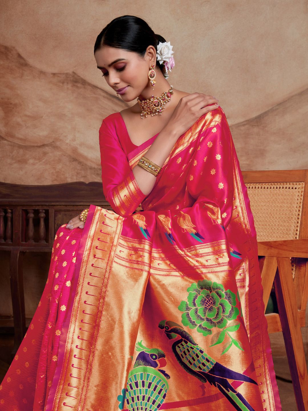 KALINI Ethnic Motifs Silk Blend Woven Paithani Saree with Blouse Piece