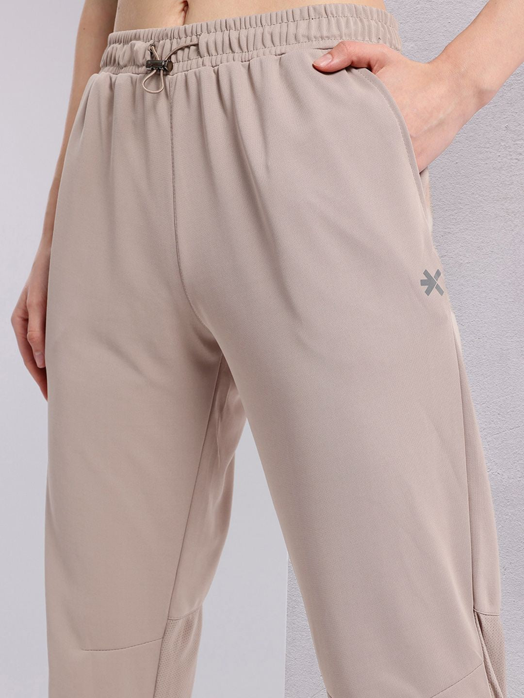 HRX by Hrithik Roshan Women Rapid-dry Running Joggers
