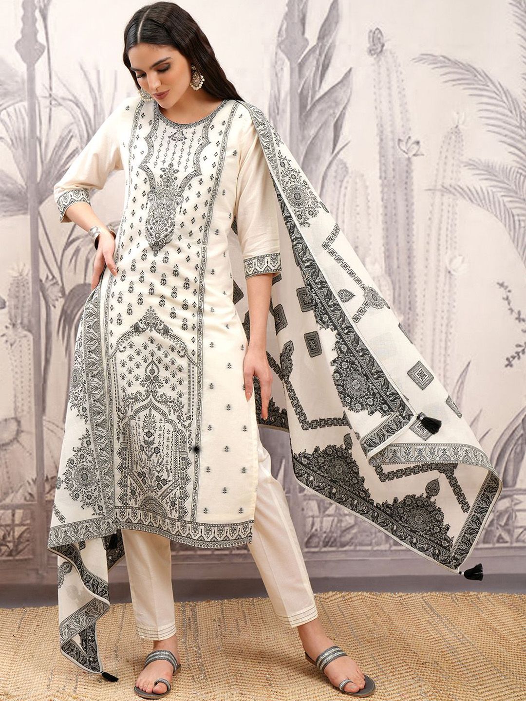 Vishudh Off White Ethnic Motifs Printed Pure Cotton Straight Kurta With Trousers & Dupatta