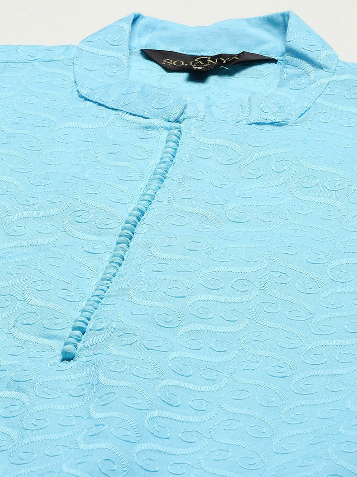 SOJANYA Kurta Kapas Tulen Chikankari Biru Lelaki dengan Jaket Churidar & Nehru