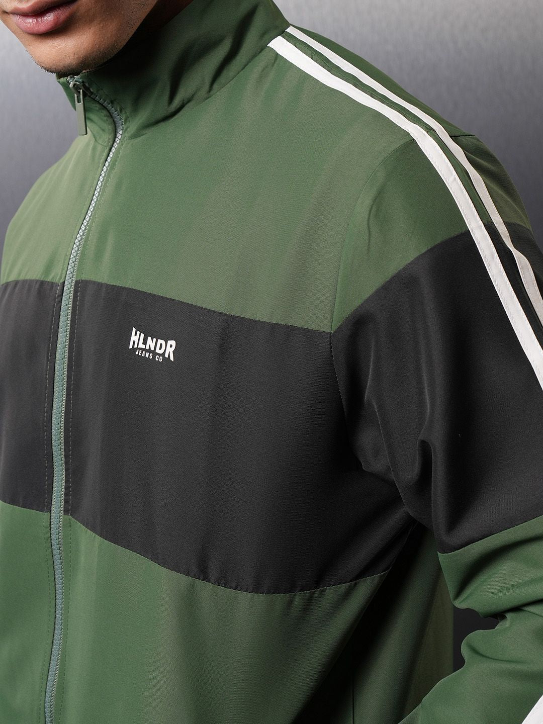 HIGHLANDER Men Colourblocked Crop Bomber with Patchwork Jacket
