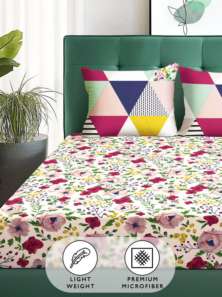 Story@home  Arena White & Purple Floral Printed 180 TC Queen Bedsheet & 2 Pillow Covers