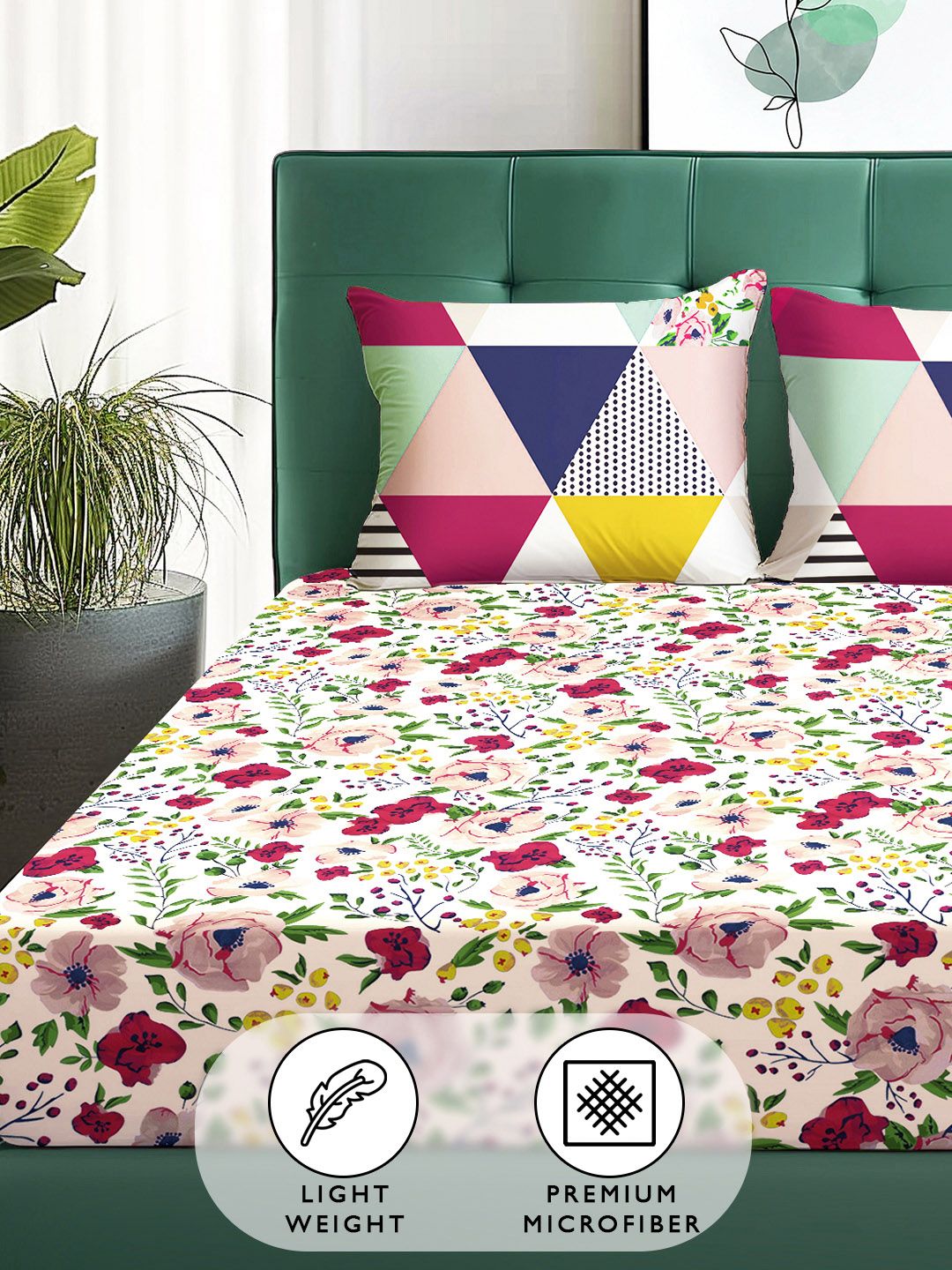 Story@home  Arena White & Purple Floral Printed 180 TC Queen Bedsheet & 2 Pillow Covers