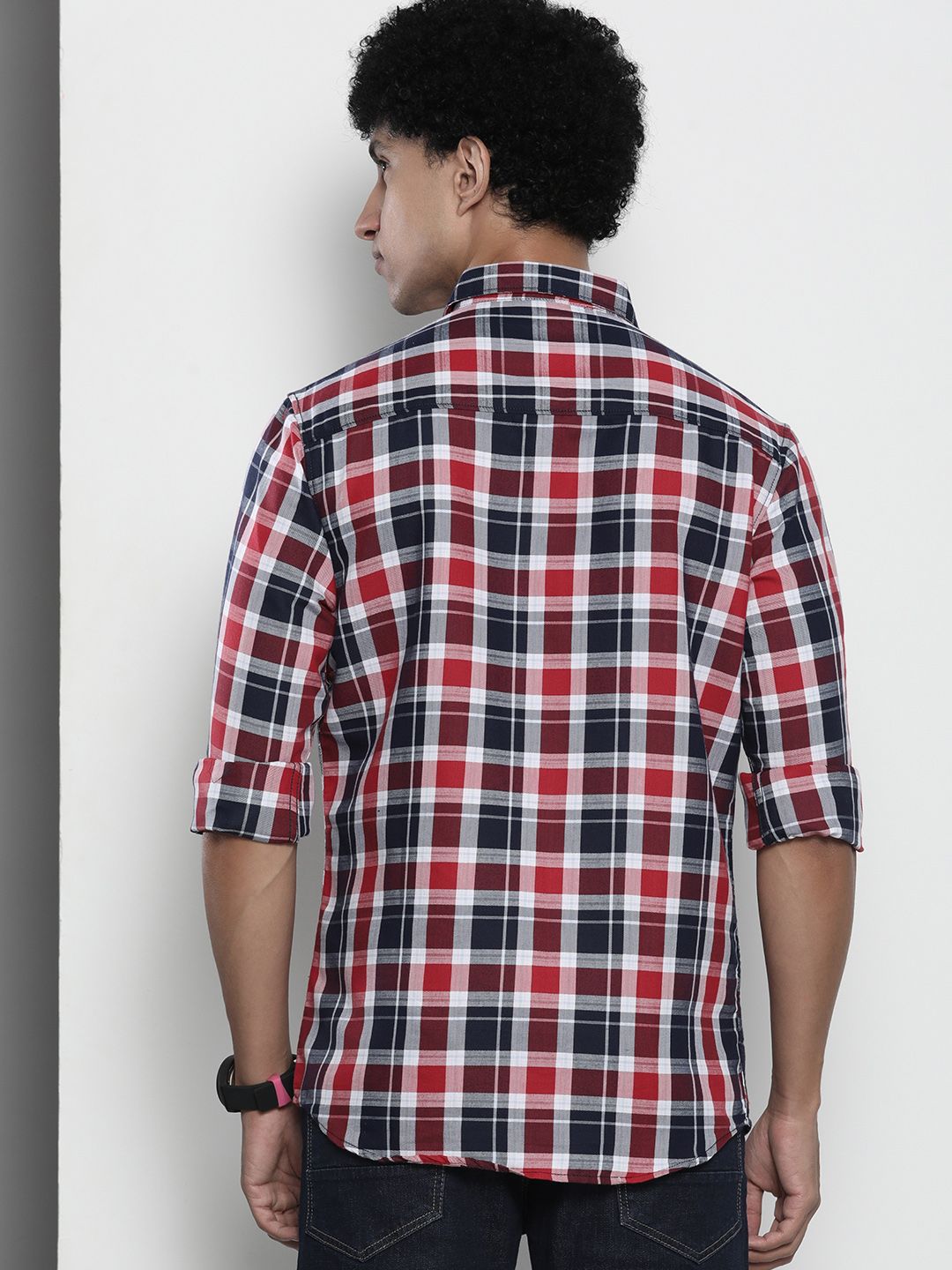 The Indian Garage Co Men Navy Blue & Red Gingham Checked Pure Cotton Casual Shirt