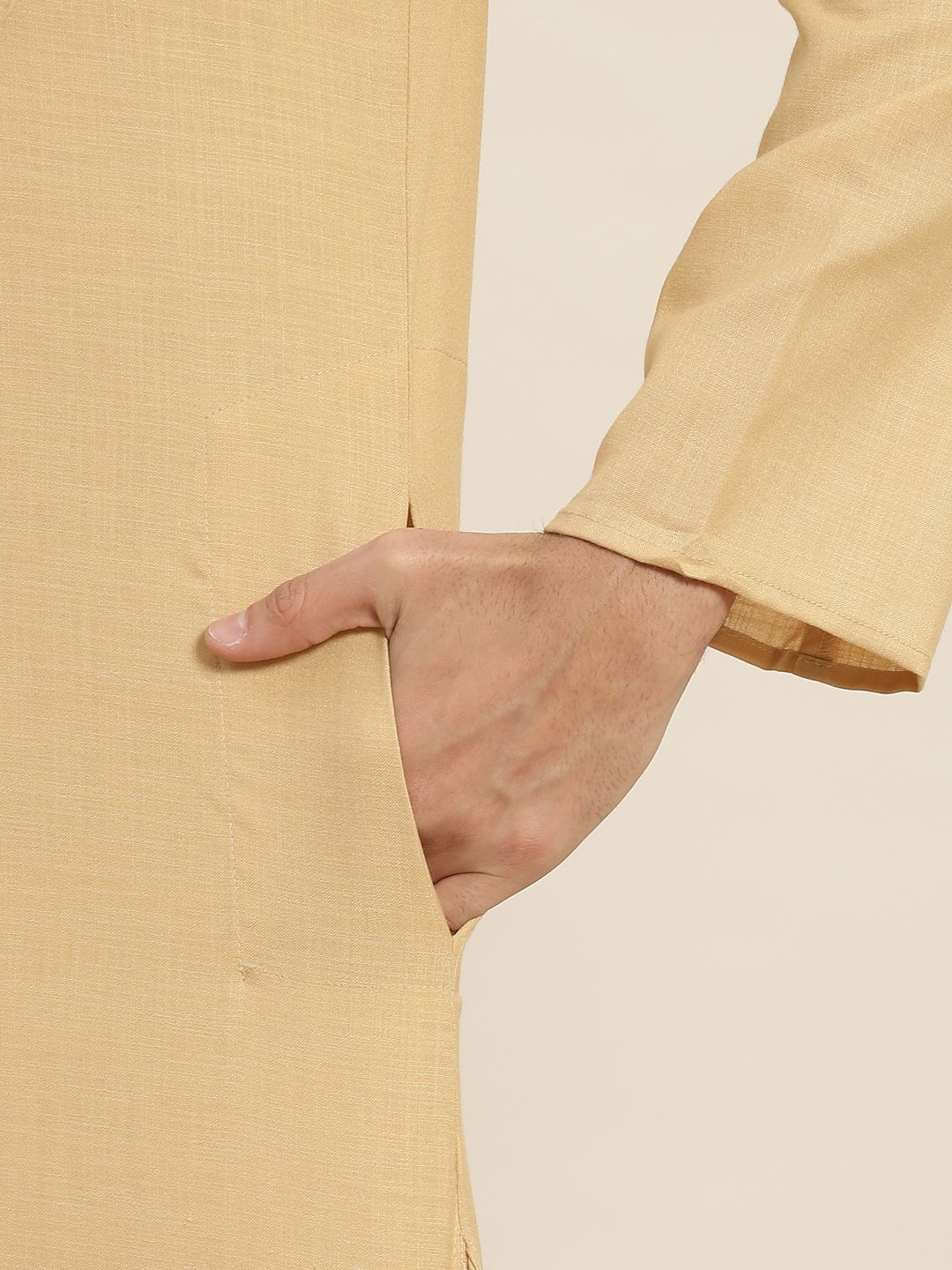 SOJANYA Men Beige Kurta