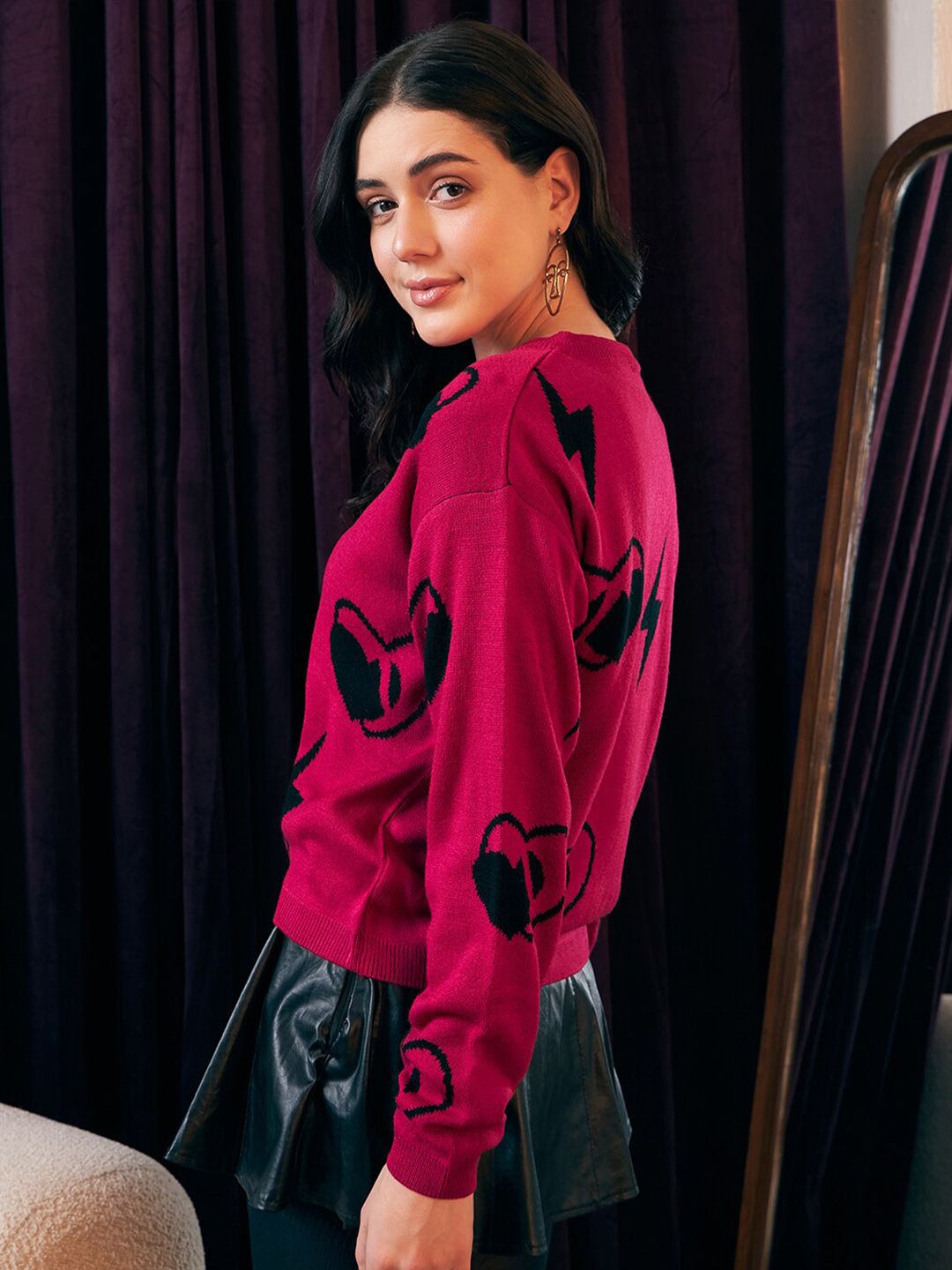 Berrylush Pink Graphic Printed Acrylic Pullover Sweater