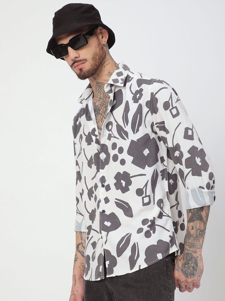 VASTRADO Men Classic Fit Spread Collar Floral Printed Casual Shirt