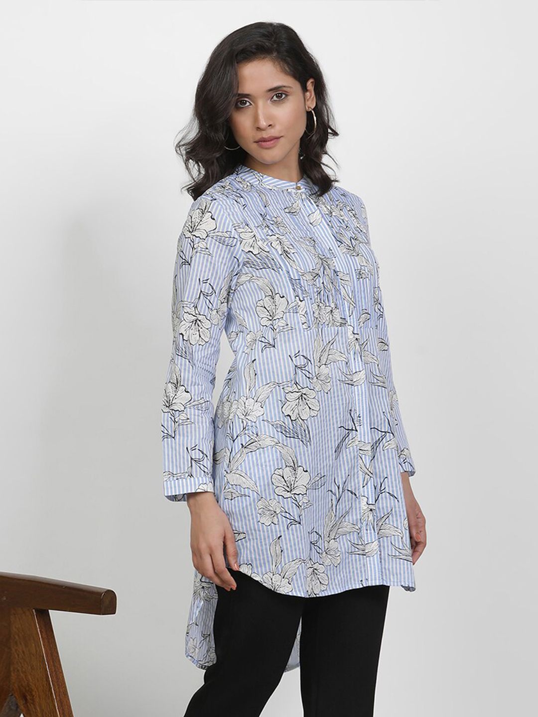 W Floral Printed Shirt Collar Cuffed Sleeves Cotton High-Low Longline Top