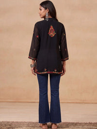 House of Chikankari Women Ethnic Motifs Embroidered Thread Work Georgette Kurta