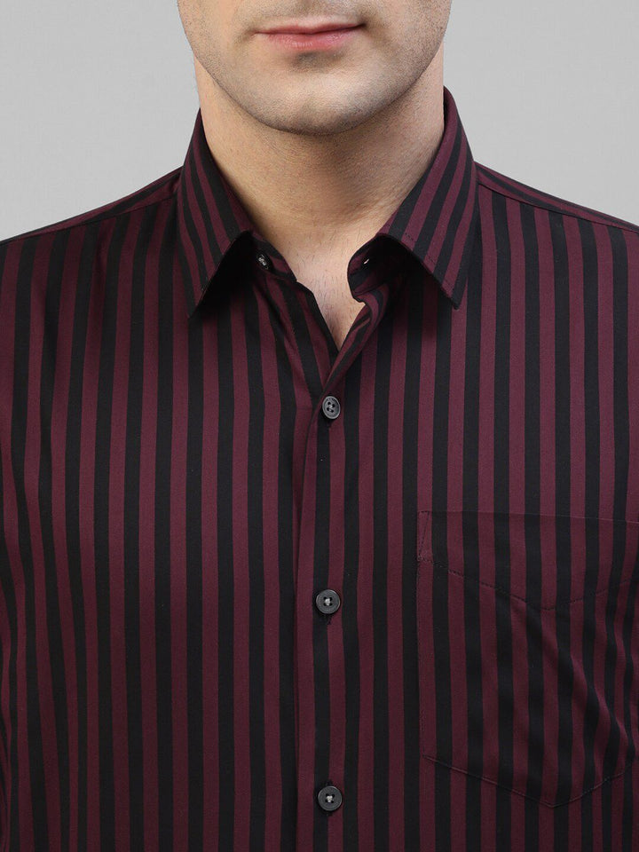 Hancock Modern Slim Fit Vertical Striped Spread Collar Pure Cotton Formal Shirt