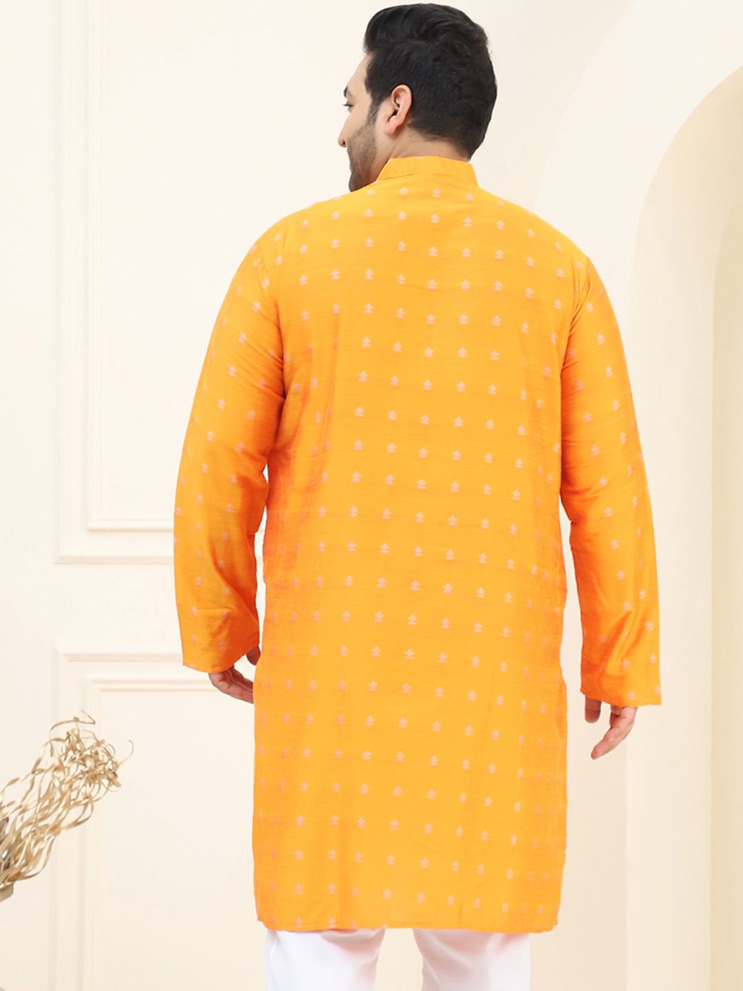 SOJANYA PLUS Men Orange & Silver Jacquard Woven Design Kurta