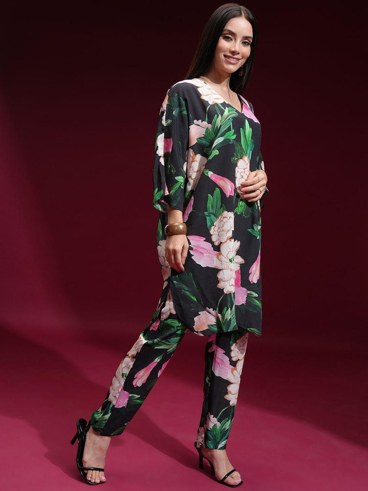 Vishudh Women Printed V-Neck Kurta Slim Pants Co-Ord Set