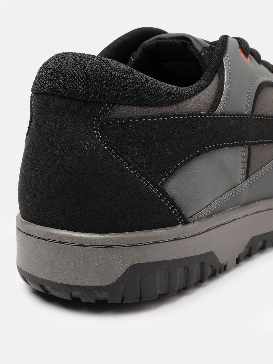 HRX by Hrithik Roshan Men Colourblocked Sneakers