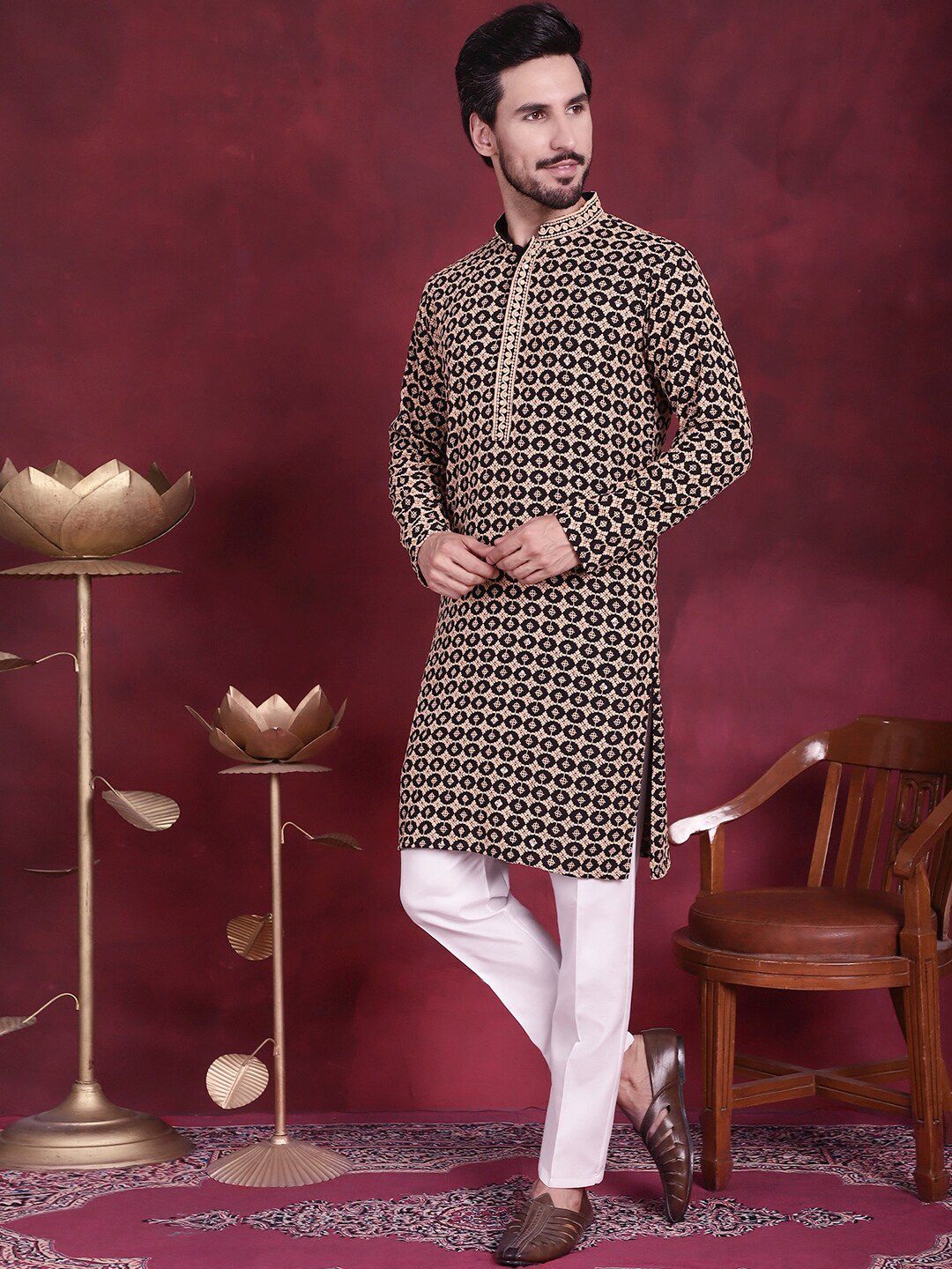 Jompers Ethnic Motifs Embroidered Mandarin Collar Kurta with Pyjamas