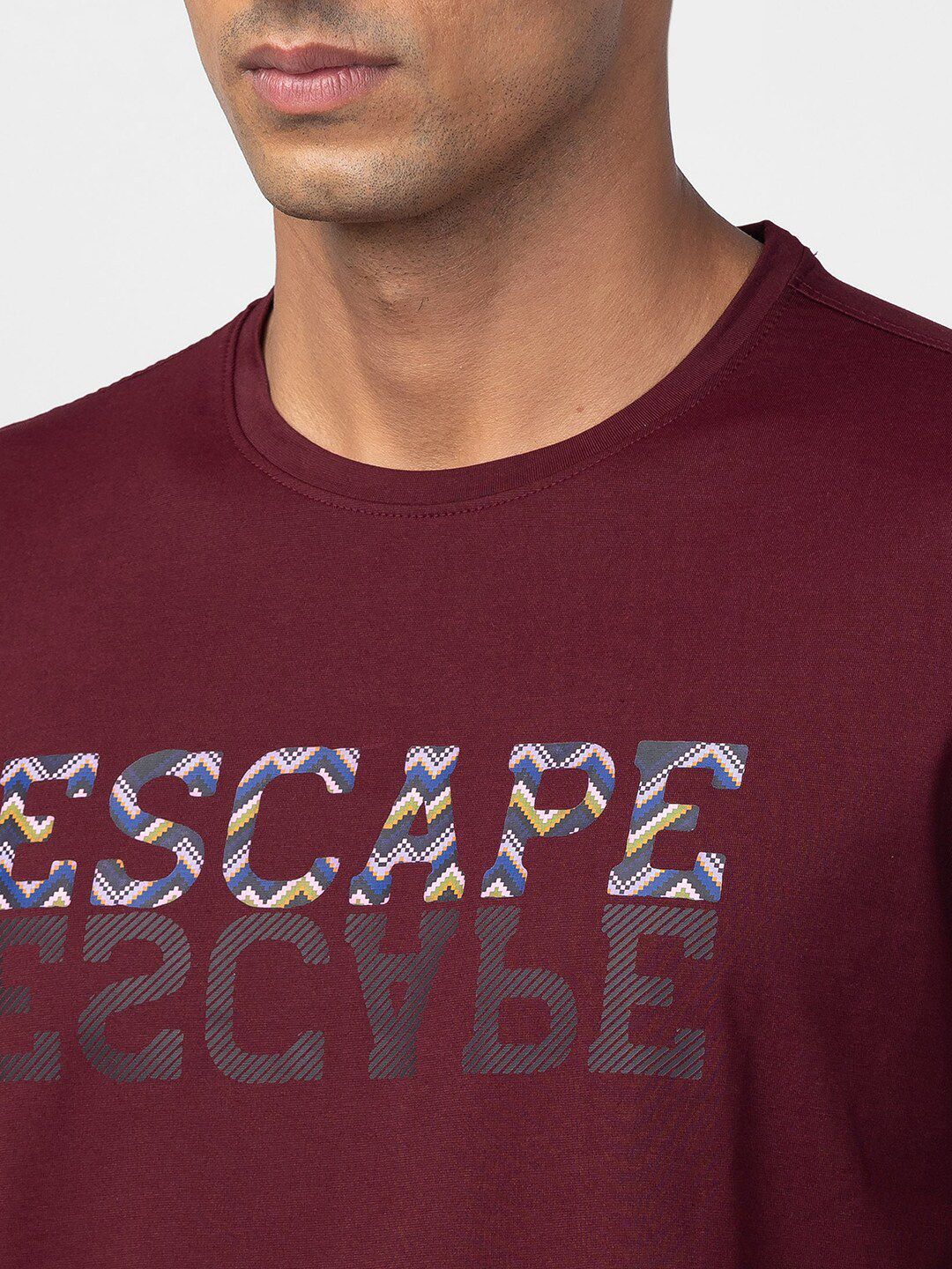 SPYKAR Men Typography Printed Slim Fit Cotton T-shirt