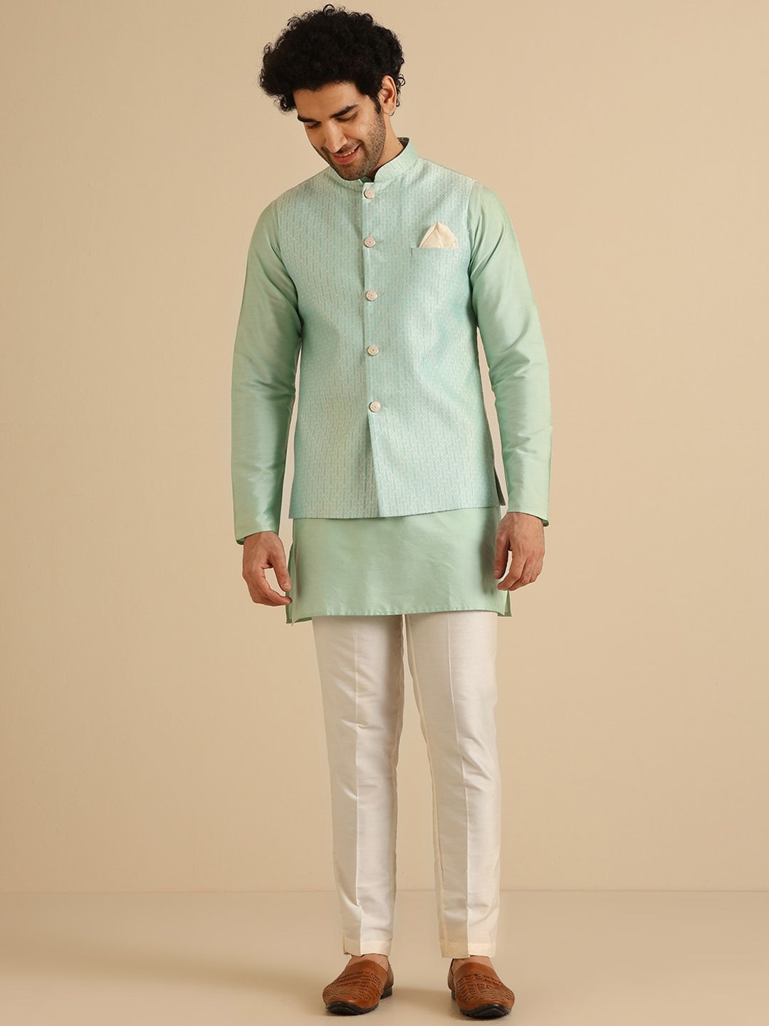 KISAH Men Textured Zari  Regular Fit Kurta Jacket Trouser Set