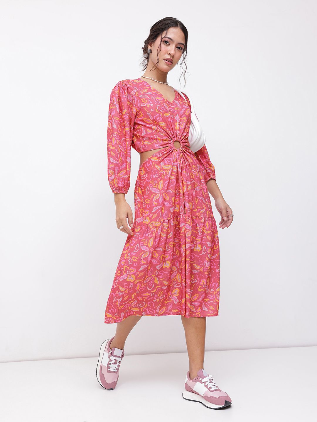 DressBerry Boho-Chic V-Neck Floral Print Cut-Out A-line Midi Dress