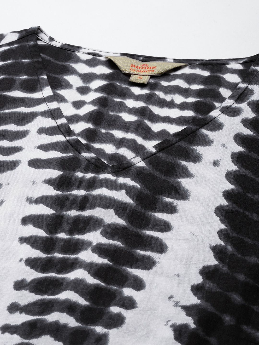 Anouk Women Black & White Tie n Dye V Neck Pure Cotton Kurta