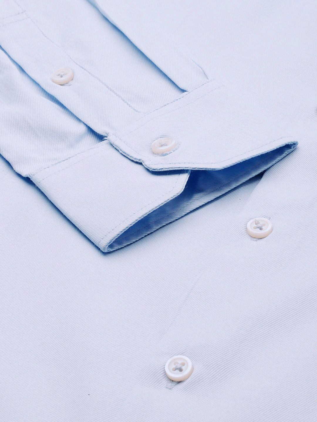 The Indian Garage Co. X Luxe Men Solid Slim Fit Opaque Formal Shirt