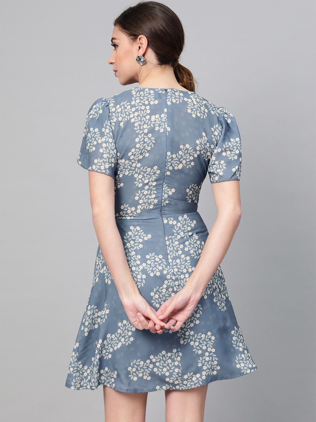 SASSAFRAS Blue & Off-White Floral Print Empire Dress