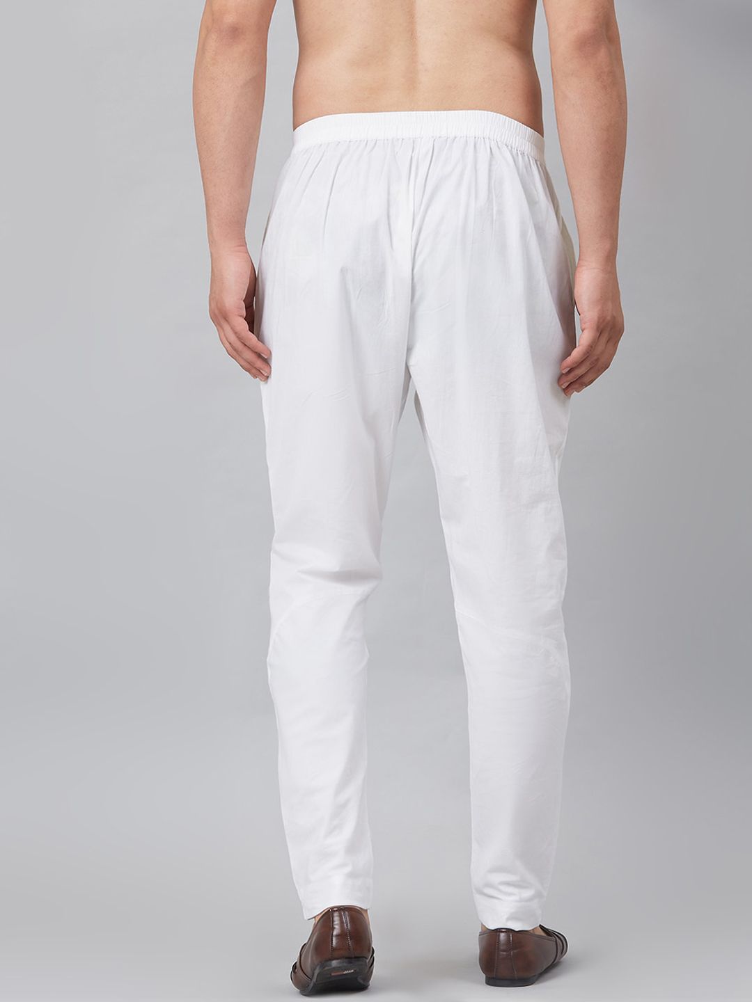 See Designs Men White Solid Cotton Pyjamas