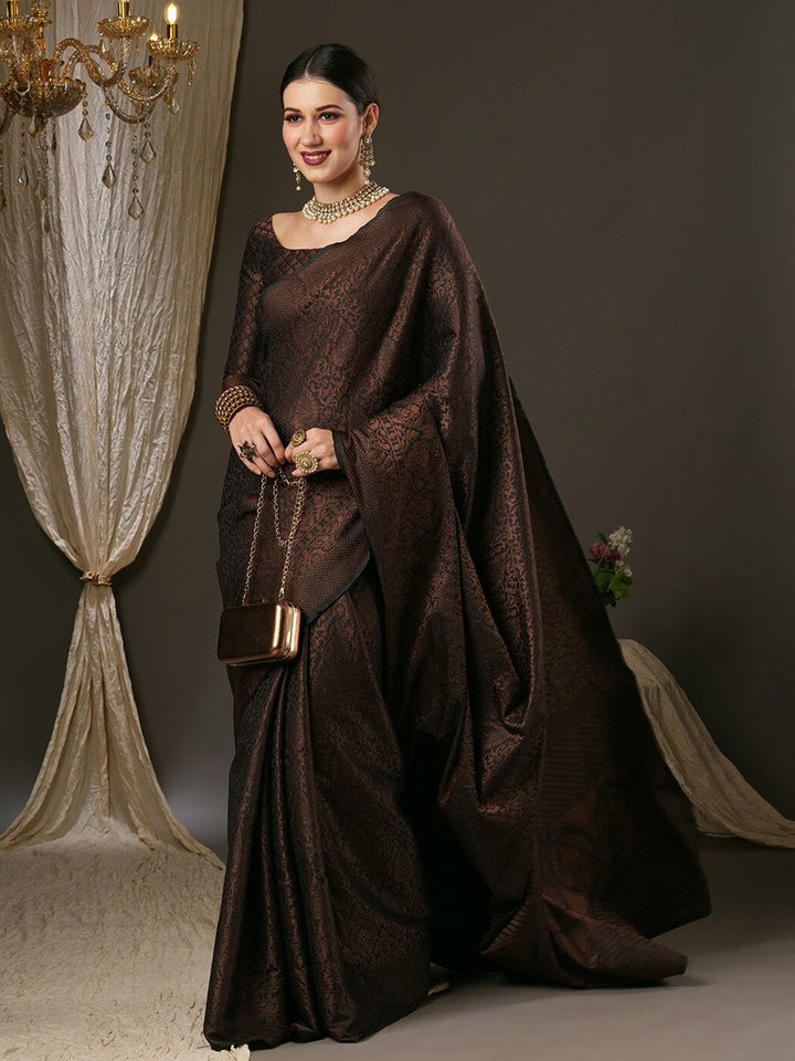 Saree mall Black & Gold-Toned Woven Design Zari Silk Blend Banarasi Sarees
