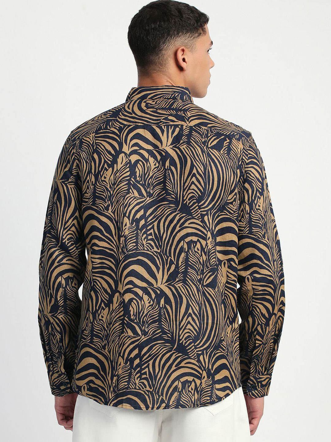 THE BEAR HOUSE Men Slim Fit Floral Opaque Printed Casual Shirt
