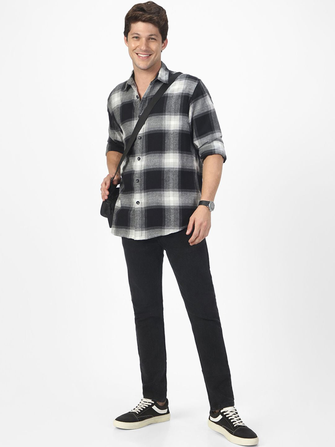 Urbano Fashion Men Mid-Rise Stretchable Jeans