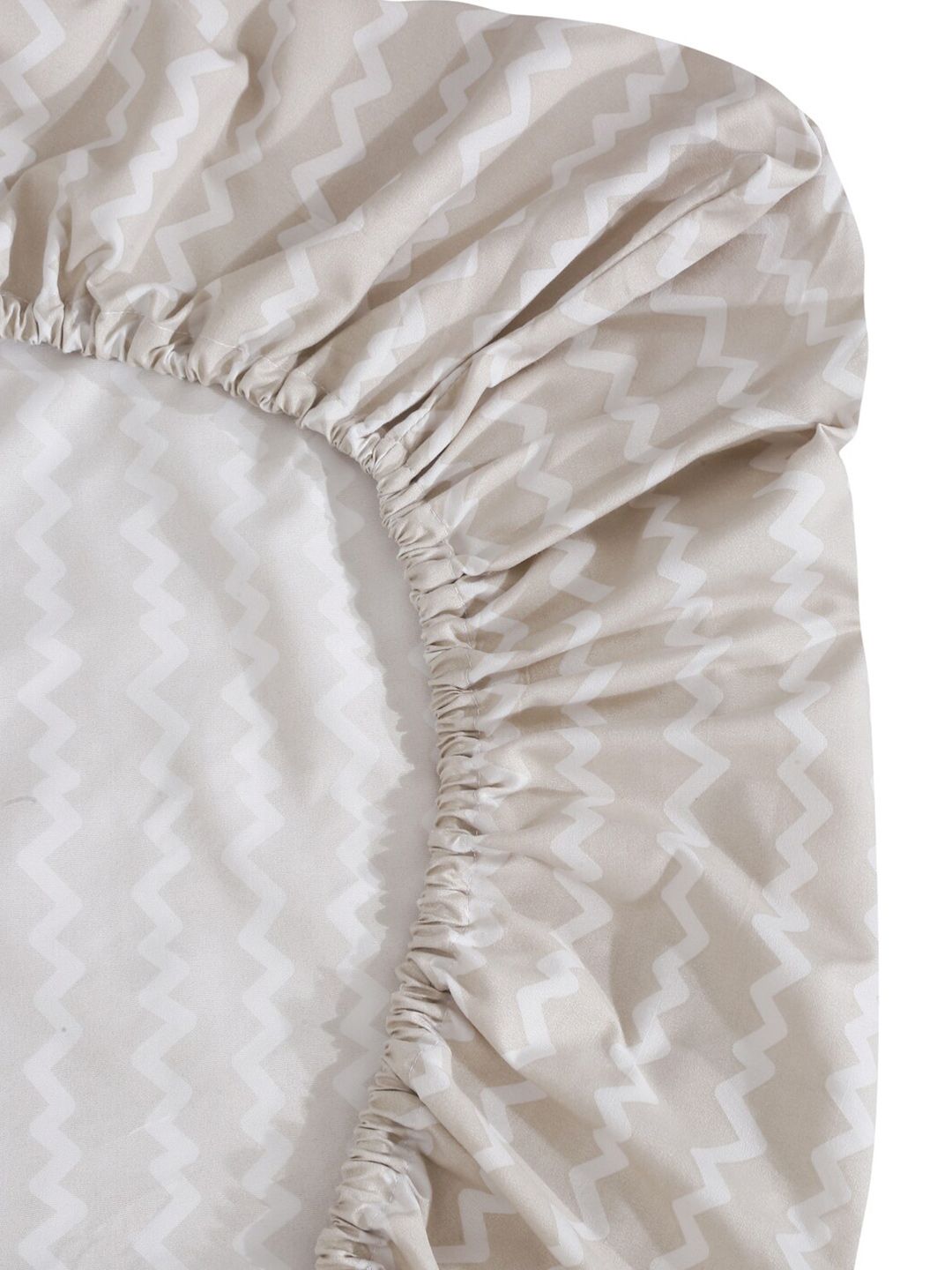 KLOTTHE Beige Chevron Cotton 300 TC Fitted Single Fine Bedsheet with a Pillow Cover-87 x 59 inches