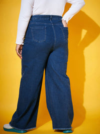 SASSAFRAS Curve Women Blue Comfort Straight Fit Clean Look Jeans