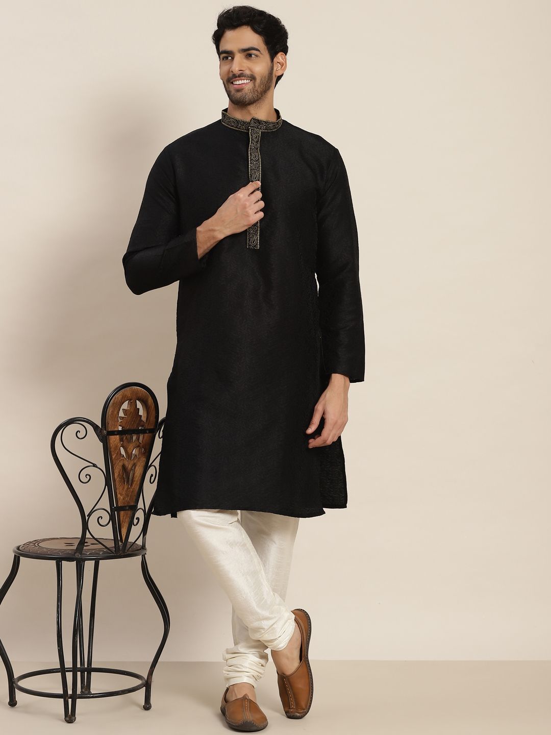 SOJANYA Men Black Ethnic Motifs Yoke Design Jacquard Kurta